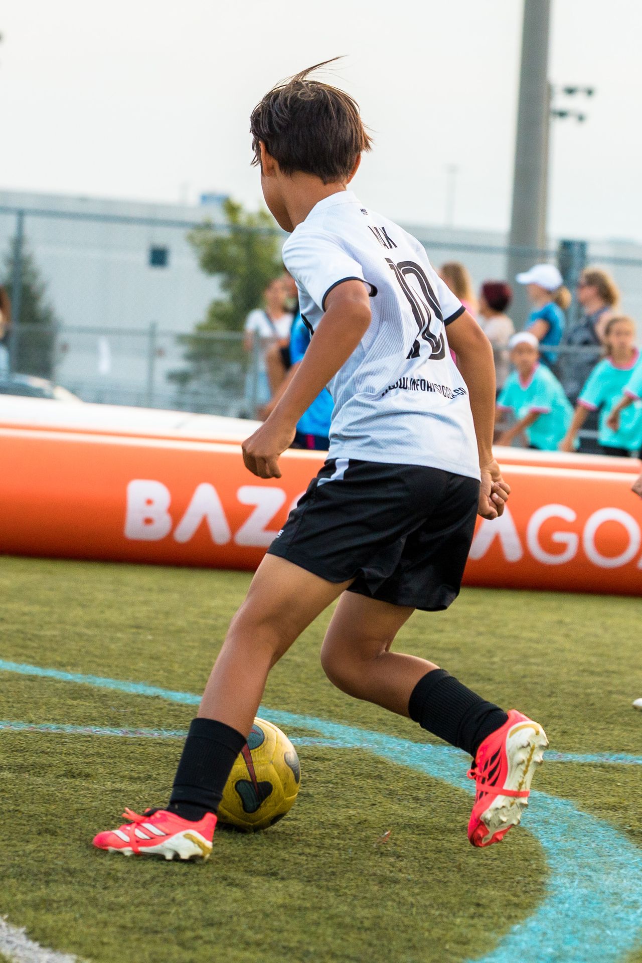Elite team player on the ball